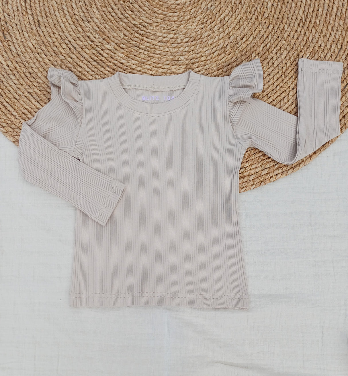 Longsleeve Puck ribbel rib zand