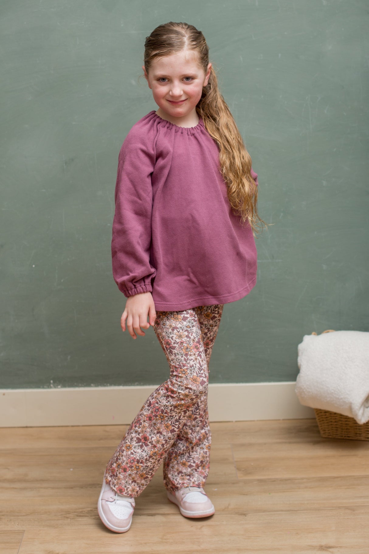 Flared broek floral forrest
