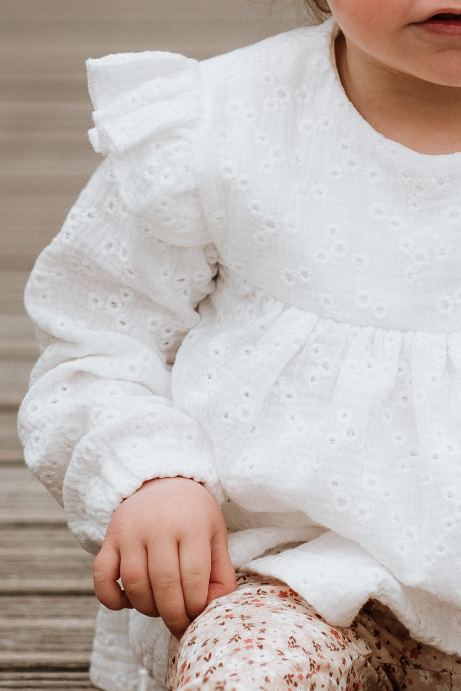 Blouse Olivia broderie bloemen ecru