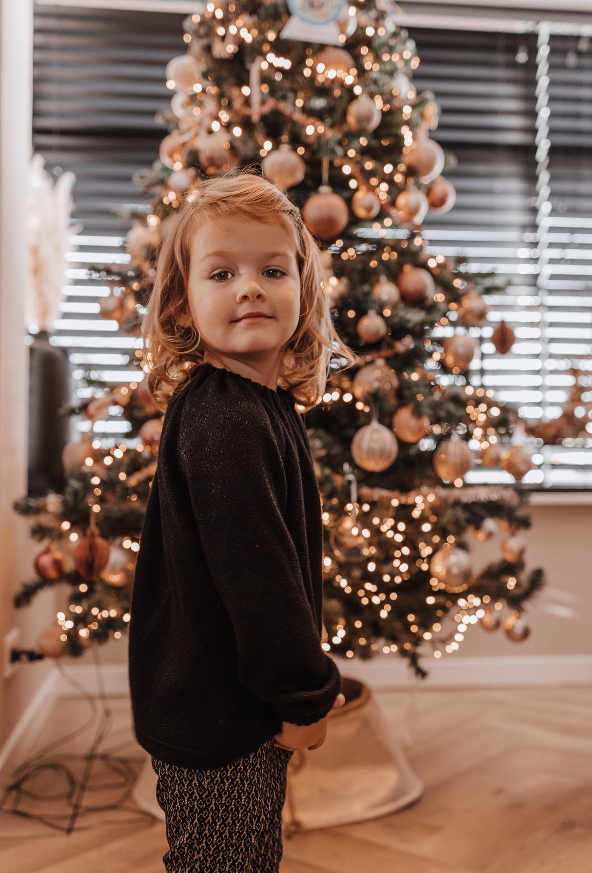 Top Fabiënne zwart glitter gebreid