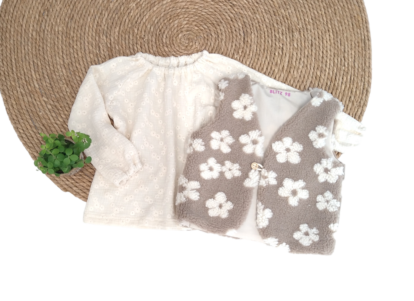 Teddy gilet bloem beige (laatste stuks)