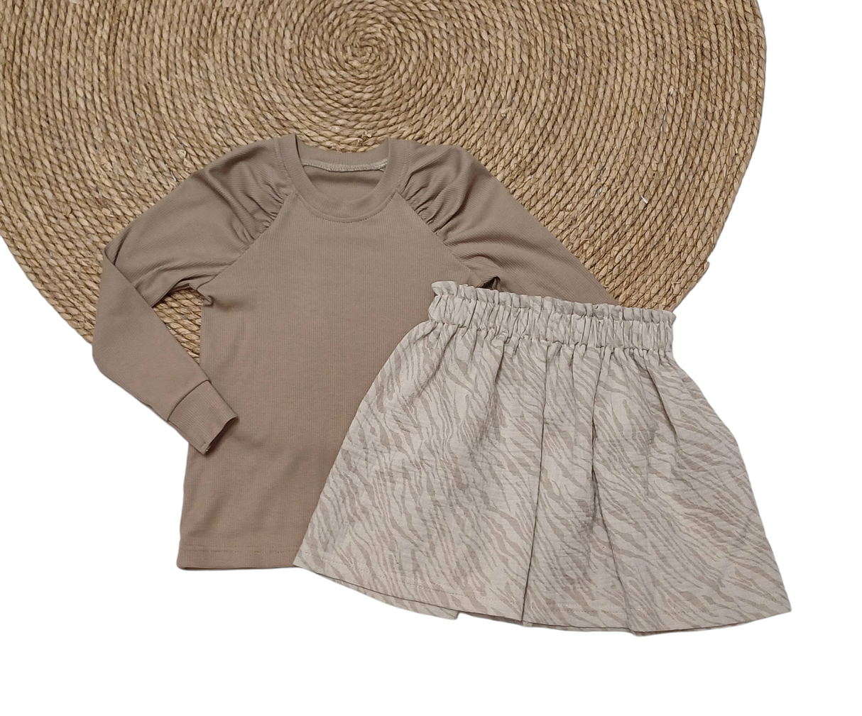 Longsleeve Babs fijne rib taupe