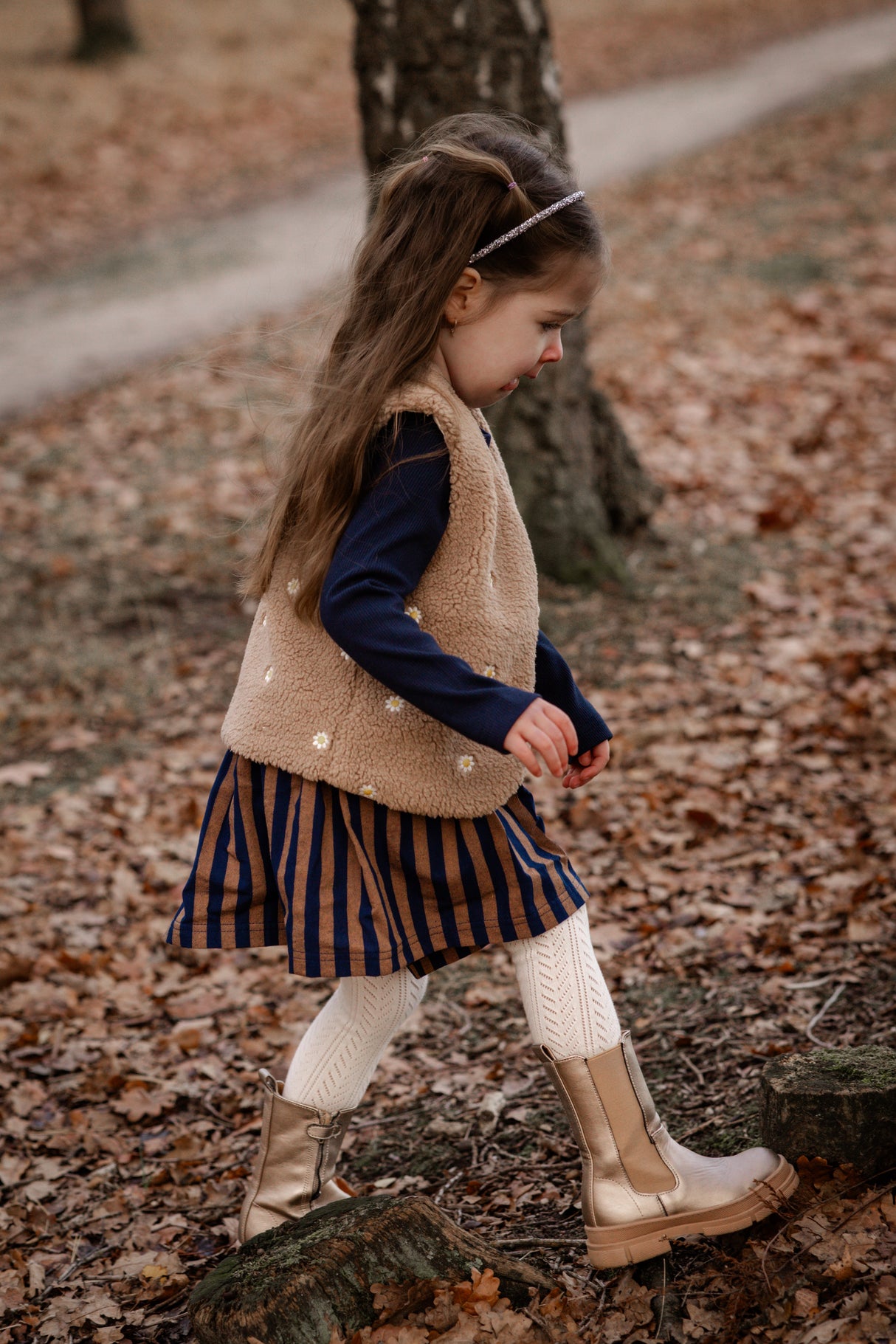 Gilet teddy bruin met madeliefjes