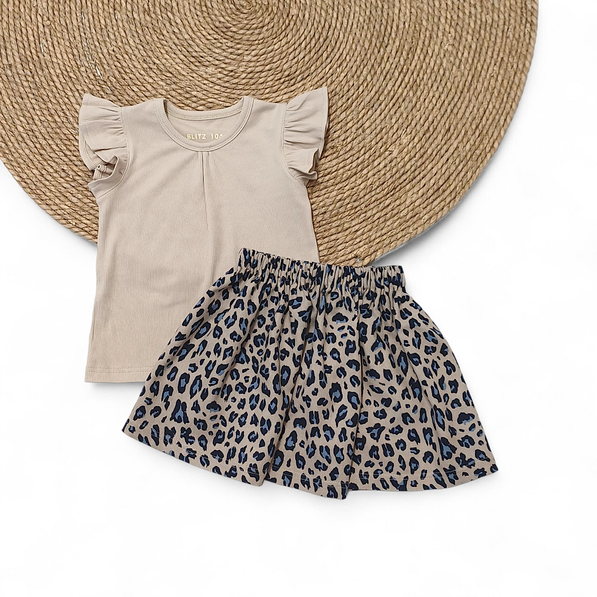 Ruffle top Emma zand/beige (fijne rib)