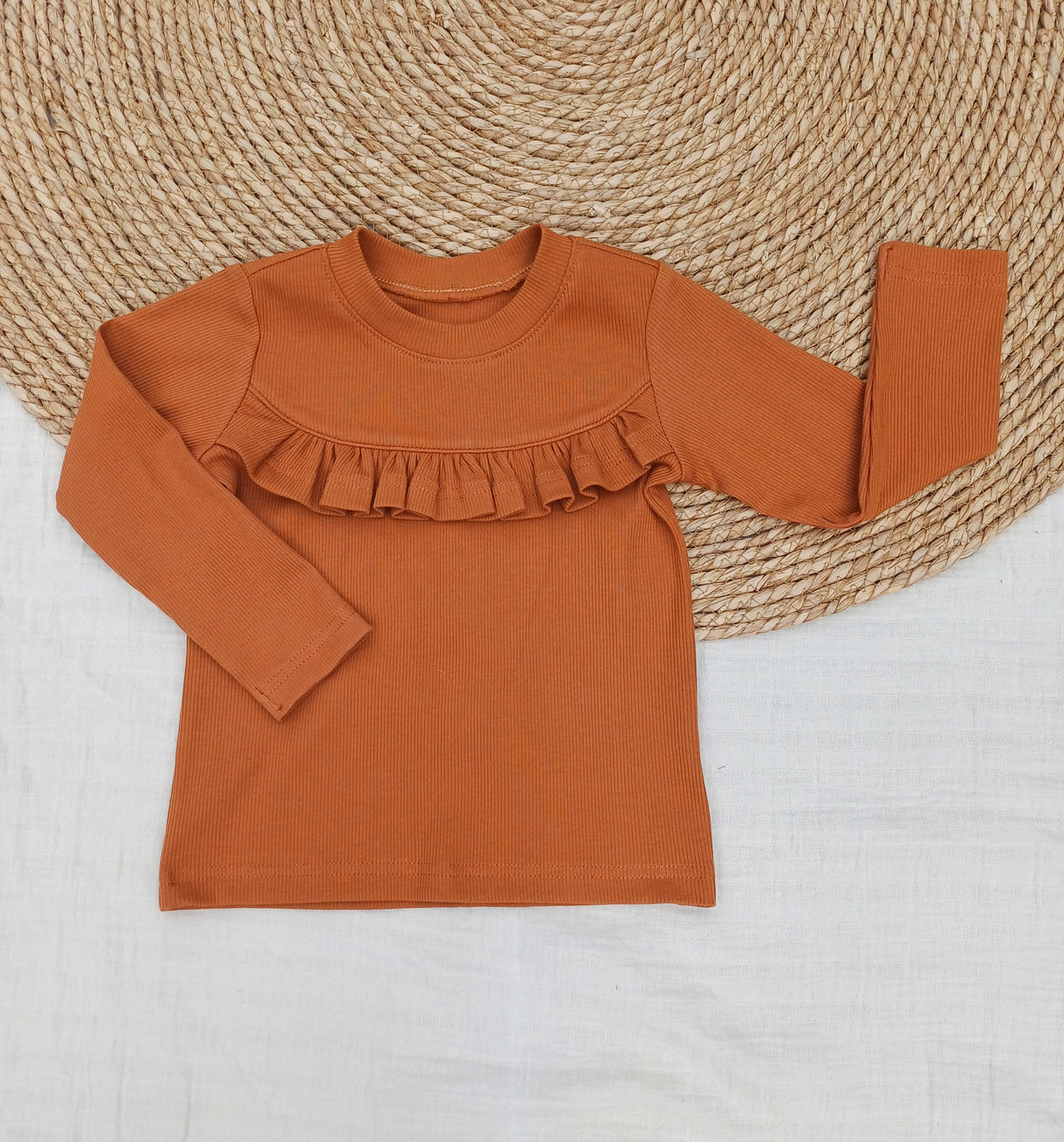 Longsleeve Madeleine cognac (fijne rib)