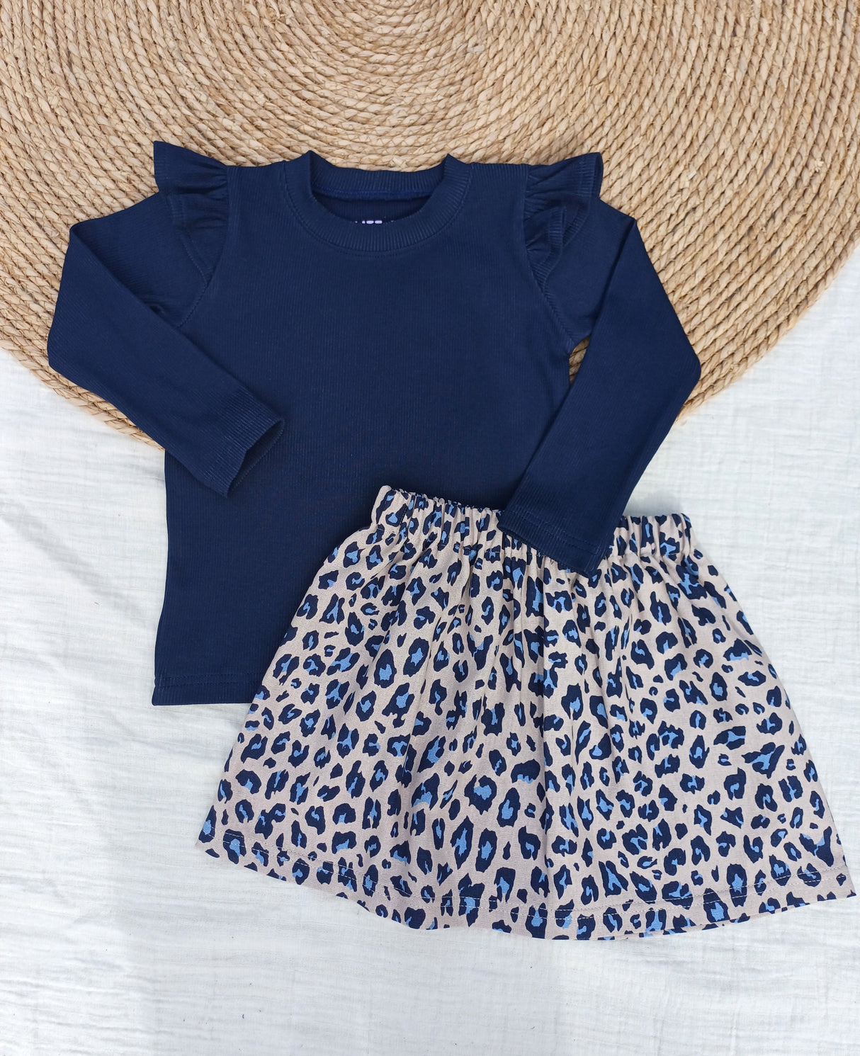 Longsleeve Puck donkerblauw (rib)