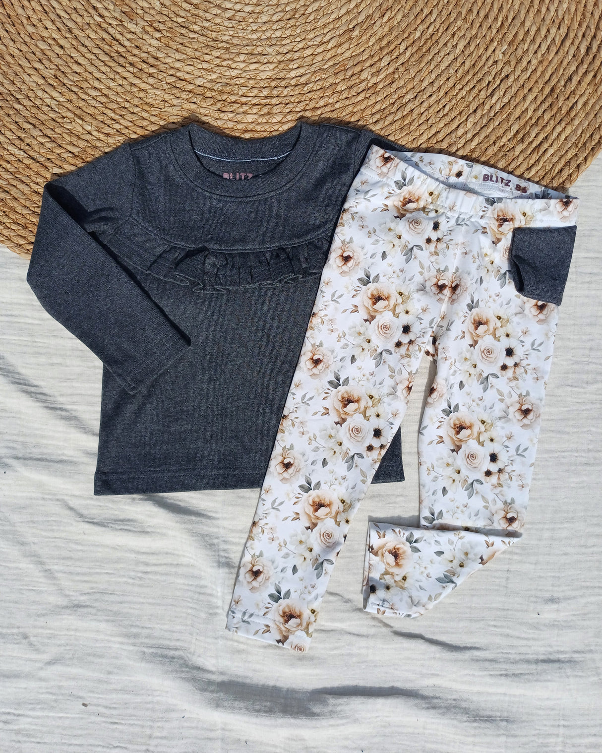 Longsleeve Madeleine ajour donker grijs