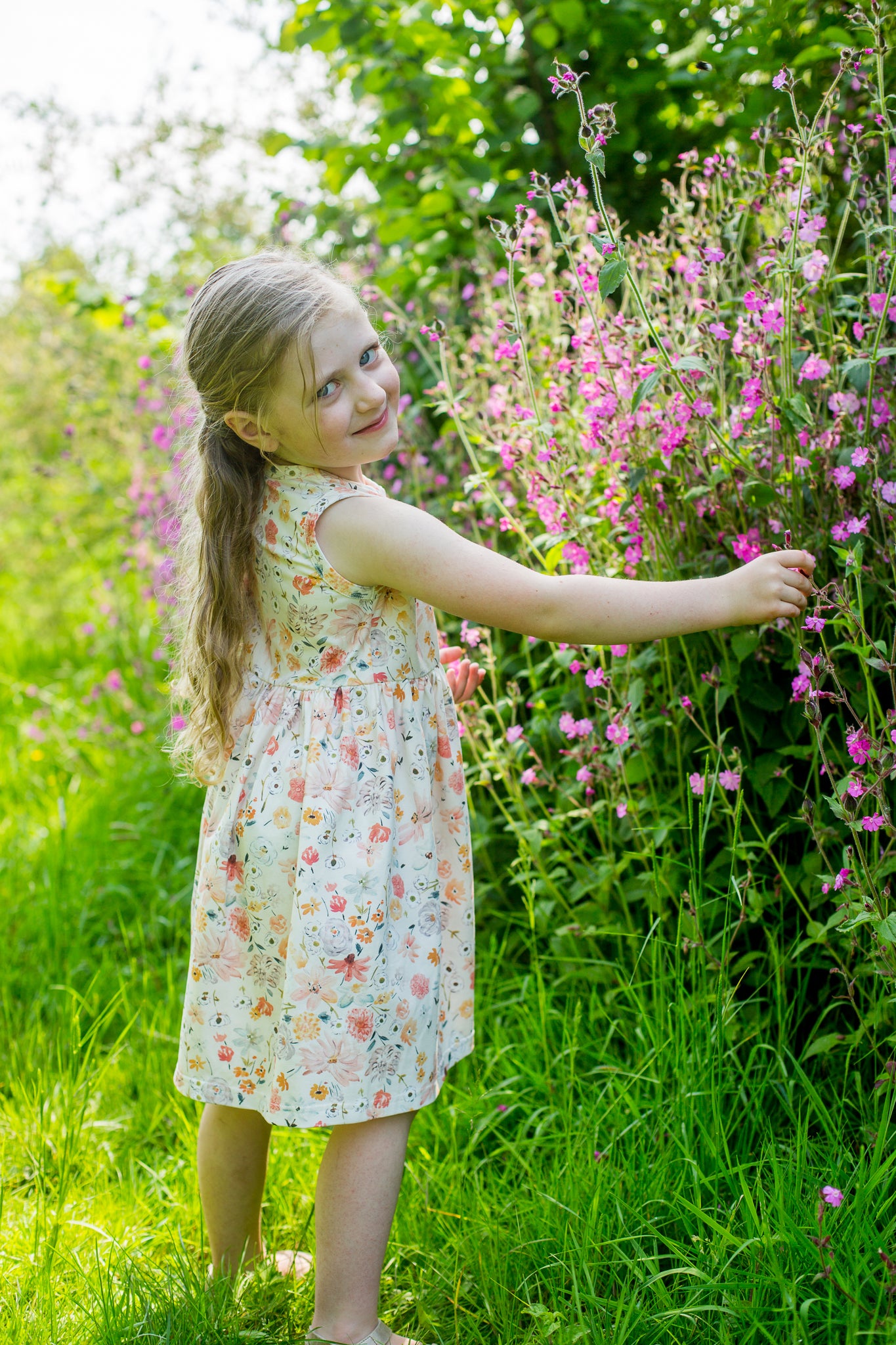 Jurk Madeé in bloemenprint naar keuze