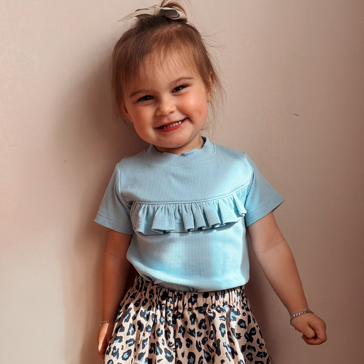 Shirt Madeleine hemelsblauw fijne rib