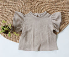 Afbeelding in Gallery-weergave laden, Broderie blouse Sterre in kleur naar keuze
