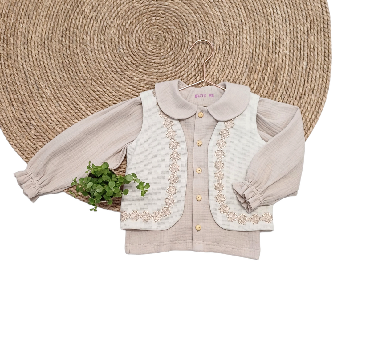 Gilet wafel crème met bloemenband