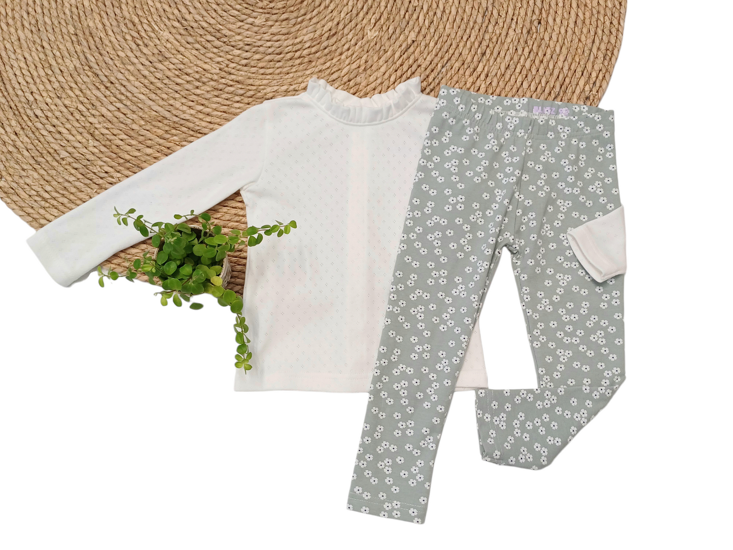 Set longsleeve Lana ajour ecru & legging sweet floral sage