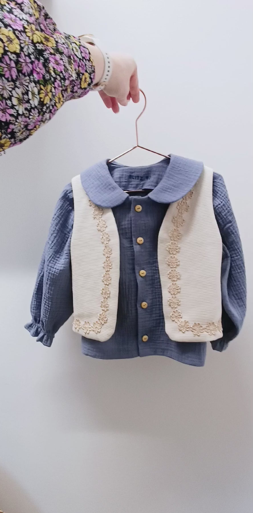 Gilet wafel crème met bloemenband