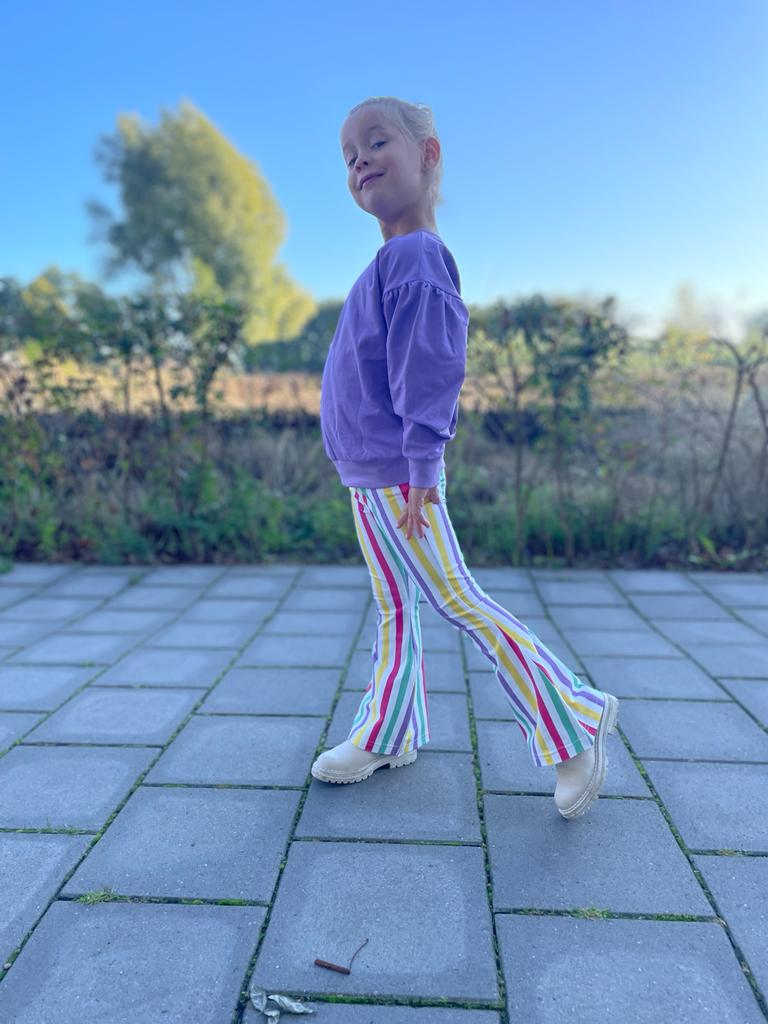 Set sweater Kim lila & flared rainbow stripes