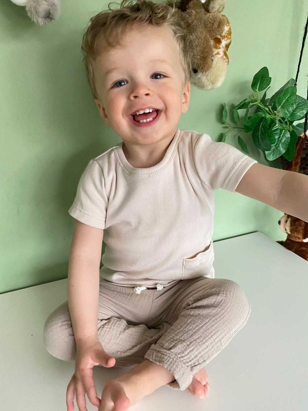 Basic T-shirt Sam fijne rib uni