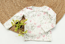 Afbeelding in Gallery-weergave laden, Basic Longsleeve Puck met bloemenprint naar keuze
