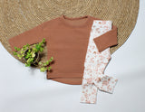 Loose fit longsleeve Nora grove rib in kleur naar keuze