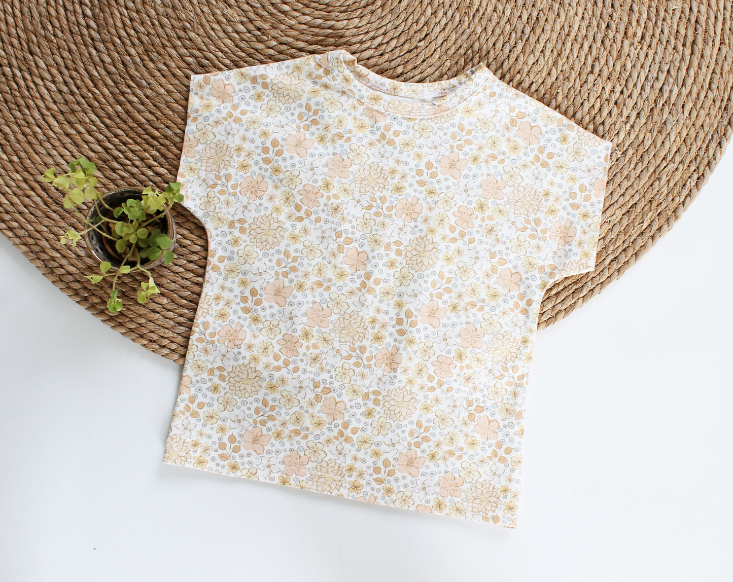 Oversized T-shirt Rowan in bloemenprint naar keuze