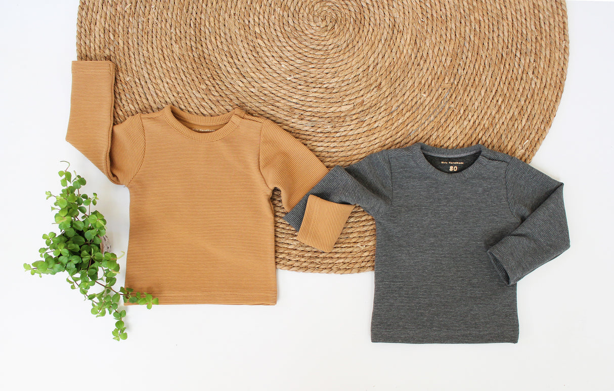Basic Longsleeve Puck grove rib in kleur naar keuze